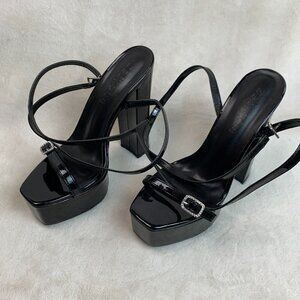Refuge Black Leather Platform High Heeled Sandal Womens Shoes Size 8 (6" Heels)